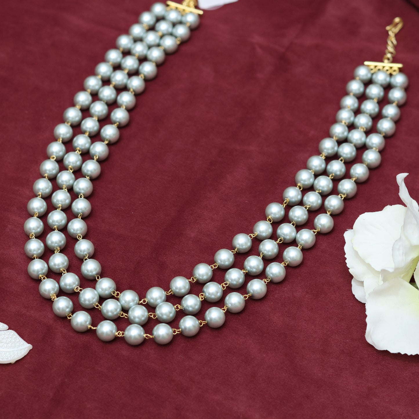 Nikashi Grey Toned Three Layered Necklace