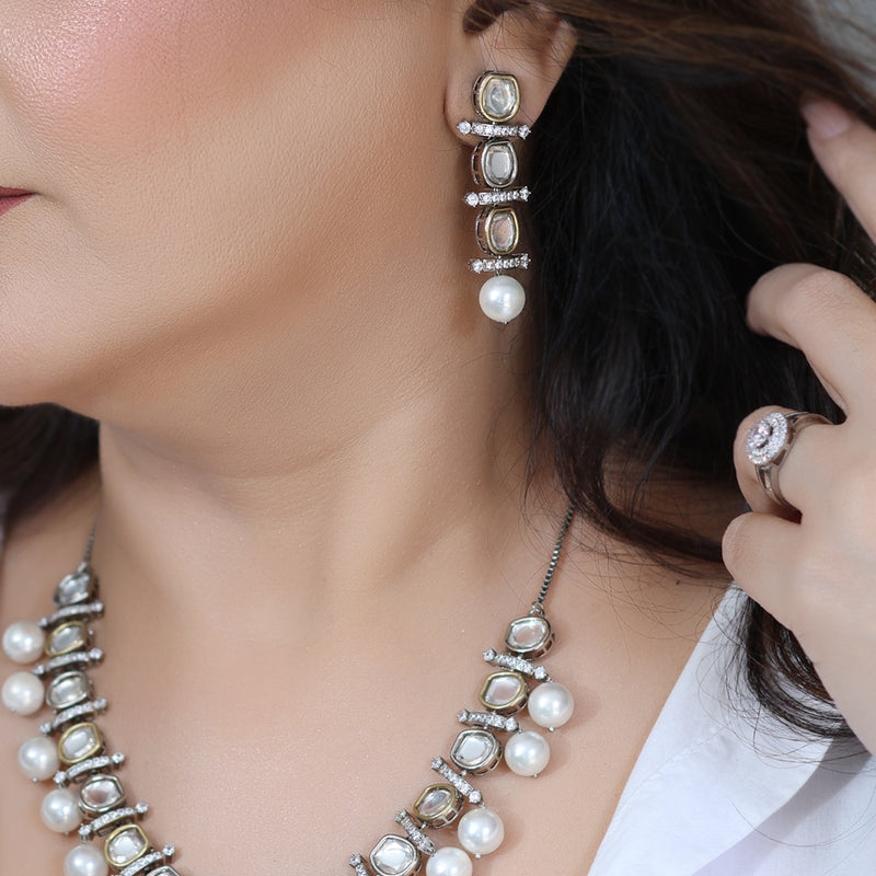 Victorian Pearl Necklace Set