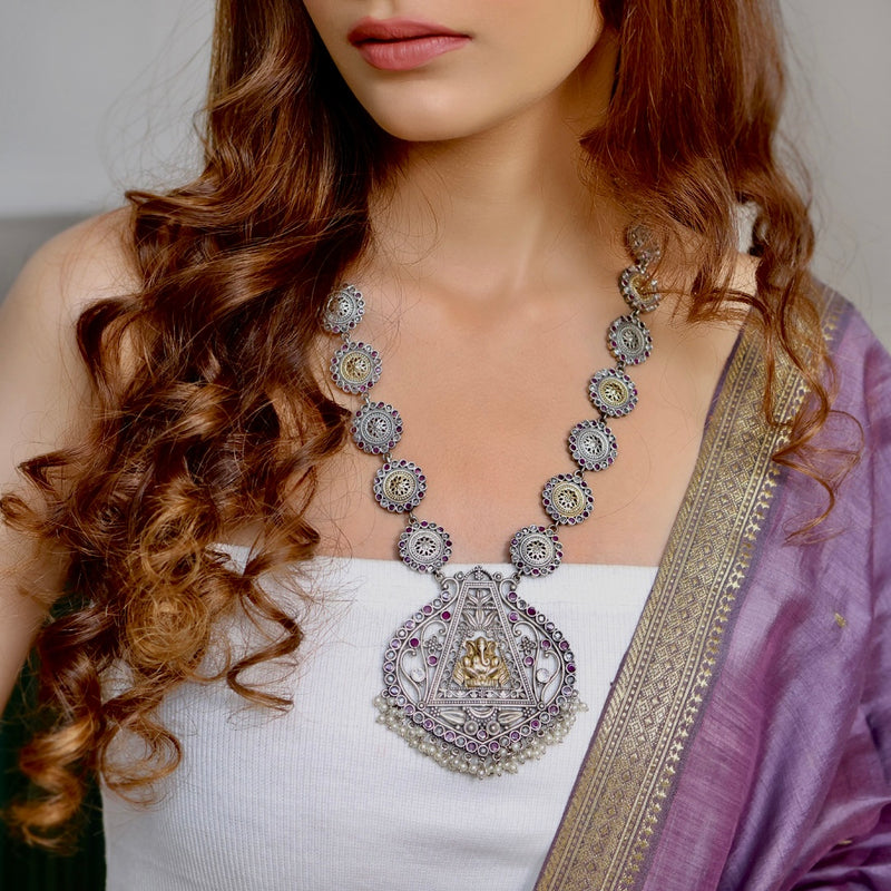 Mishti Necklace Set