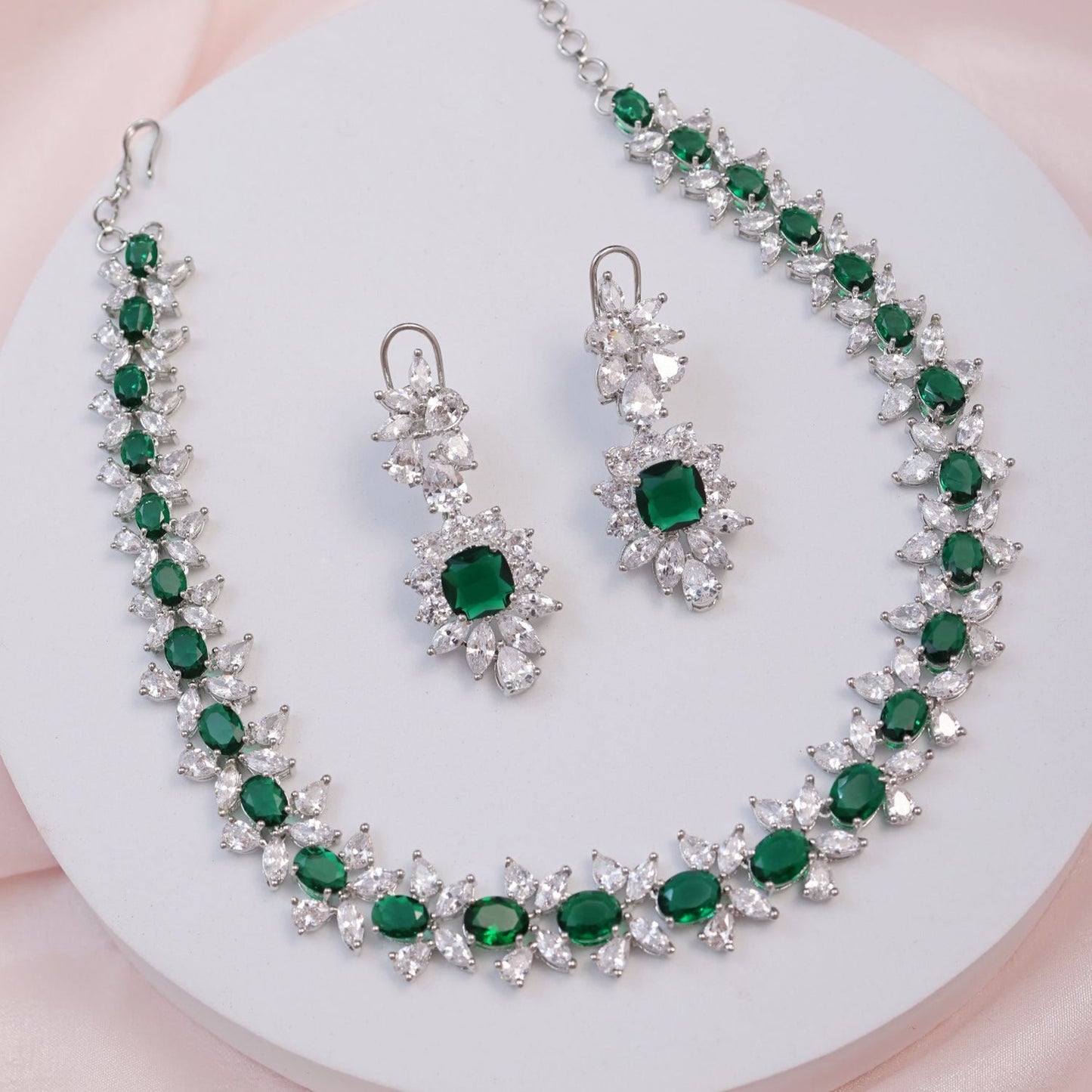 Meraki Green Necklace Set