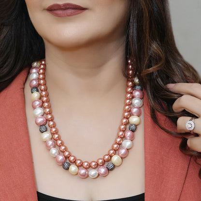 Rosegold Pearl Necklace