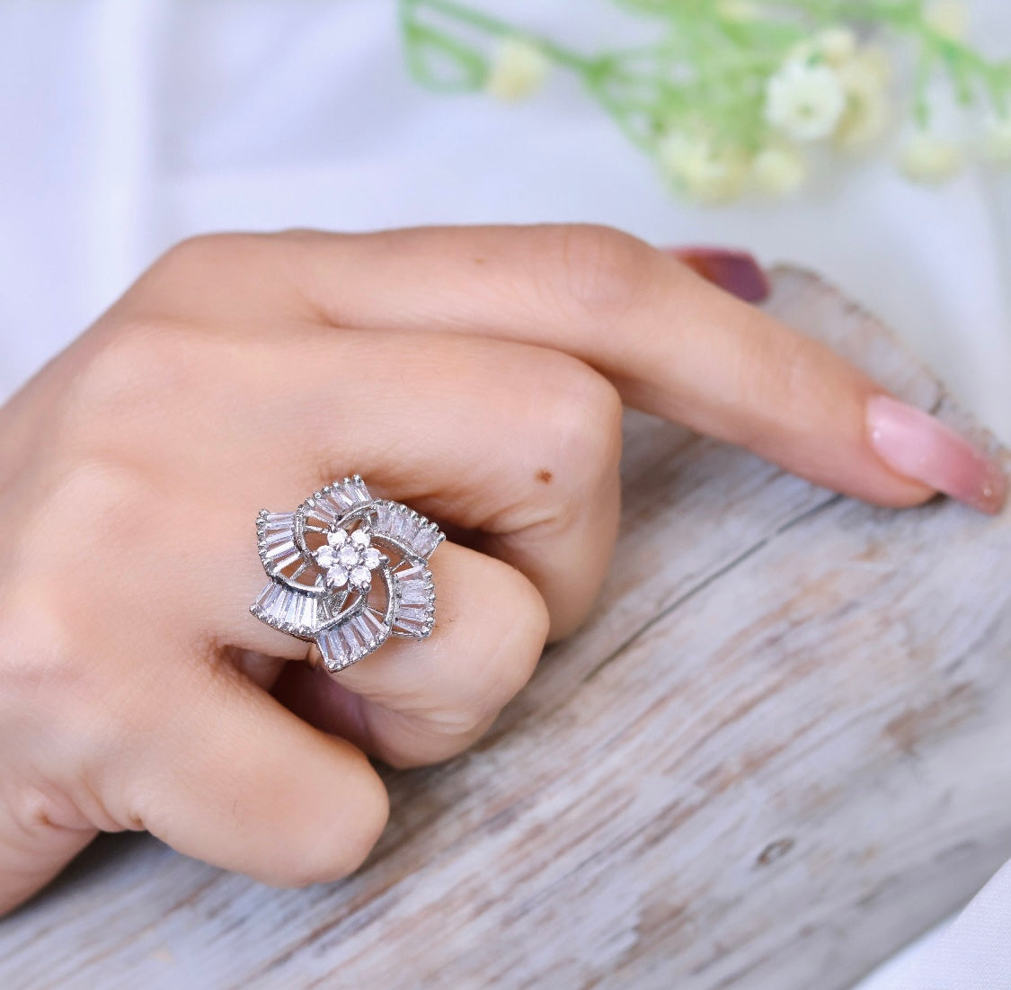 Adjustable Baguette Flower Ring