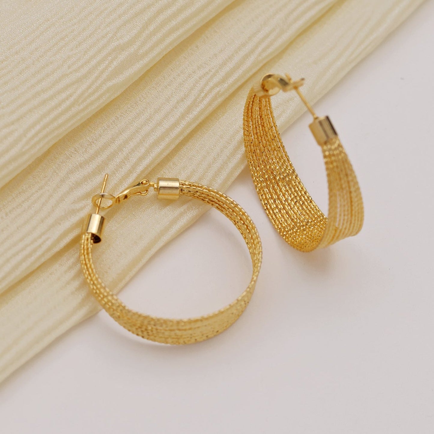 Flaura Hoop Earrings