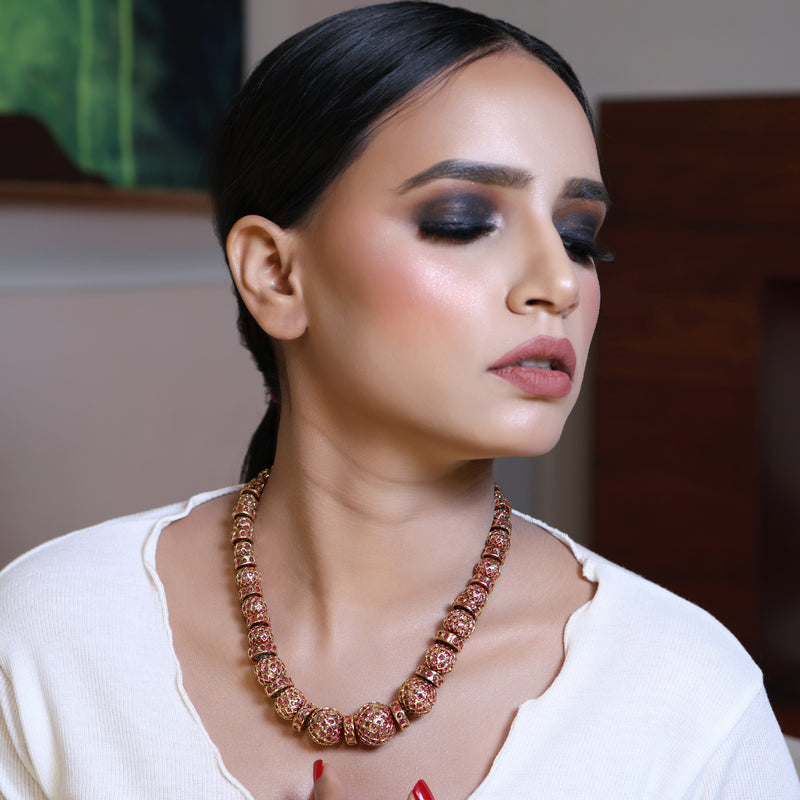 Coral Toned Jadau Necklace