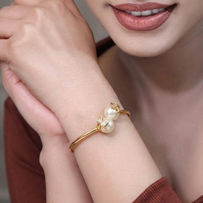 Rose gold Toned Pearl Overlap Bracelet
