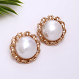 Ritvi Pearl Studs