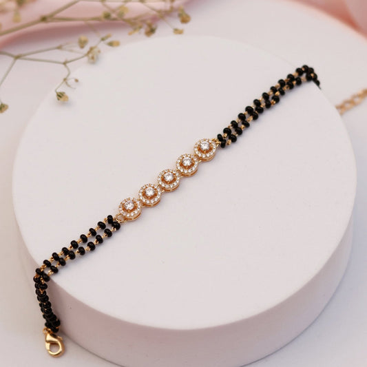 Black Beads Pointer Handmanglasutra