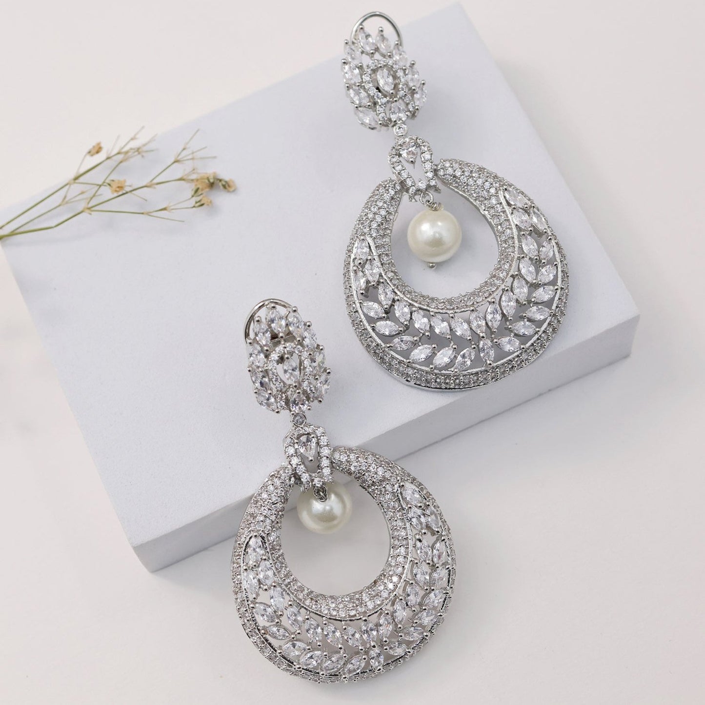 Alfiaa AD Dangler Earrings