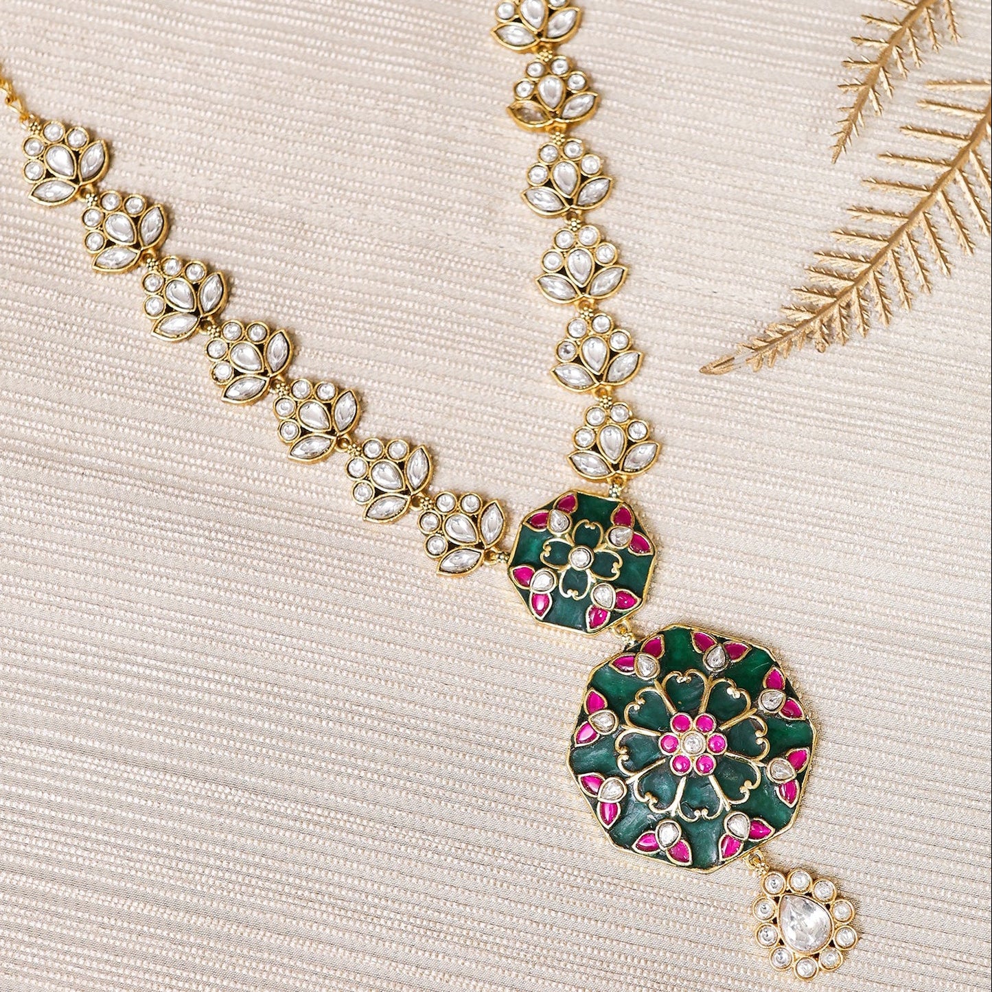 Neeva Inlay Work Necklace Set