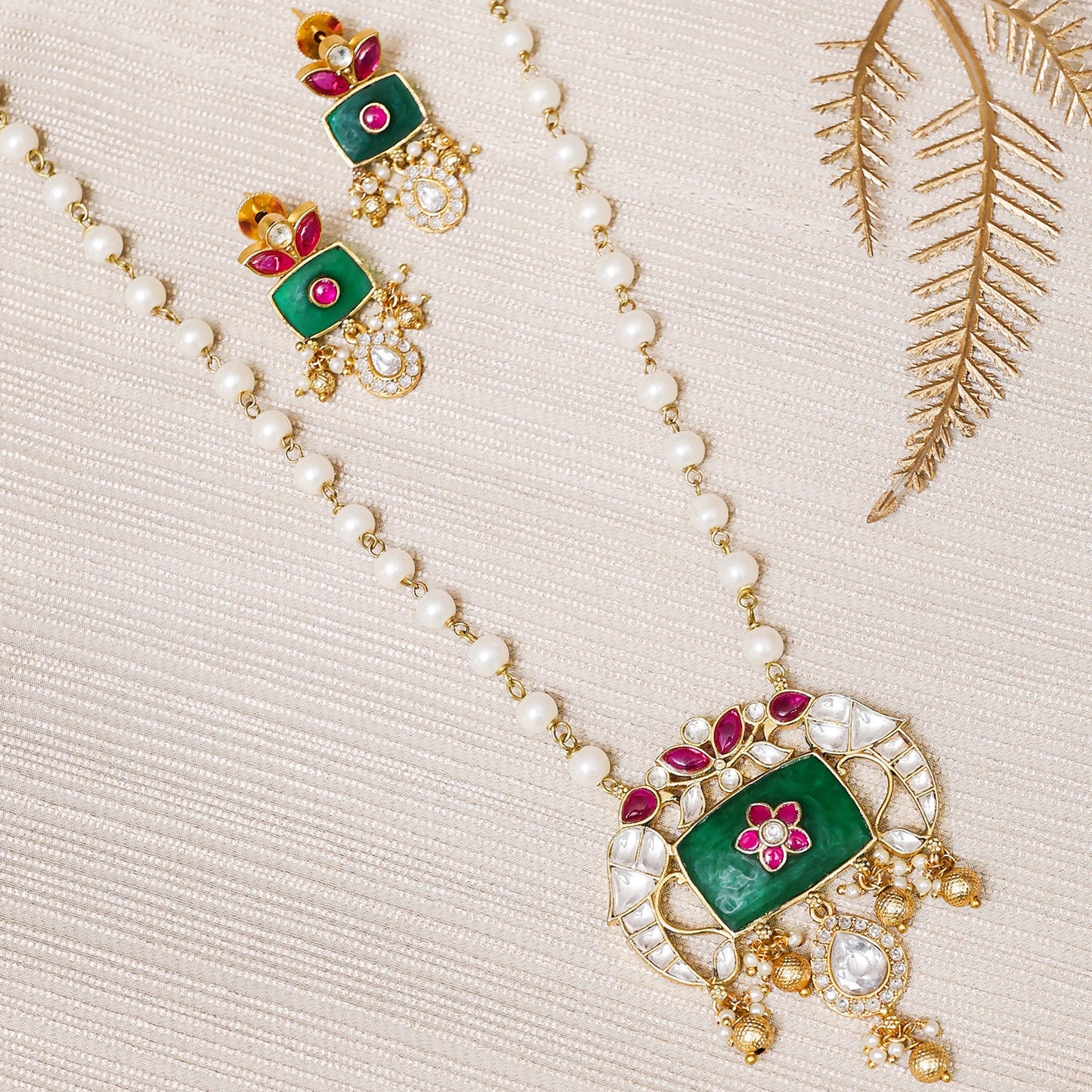 Nishika Kundan Polki Necklace Set