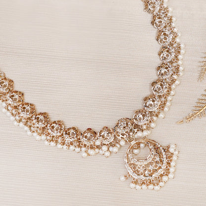 Matt Gold and Pearl Jadau Necklace Set
