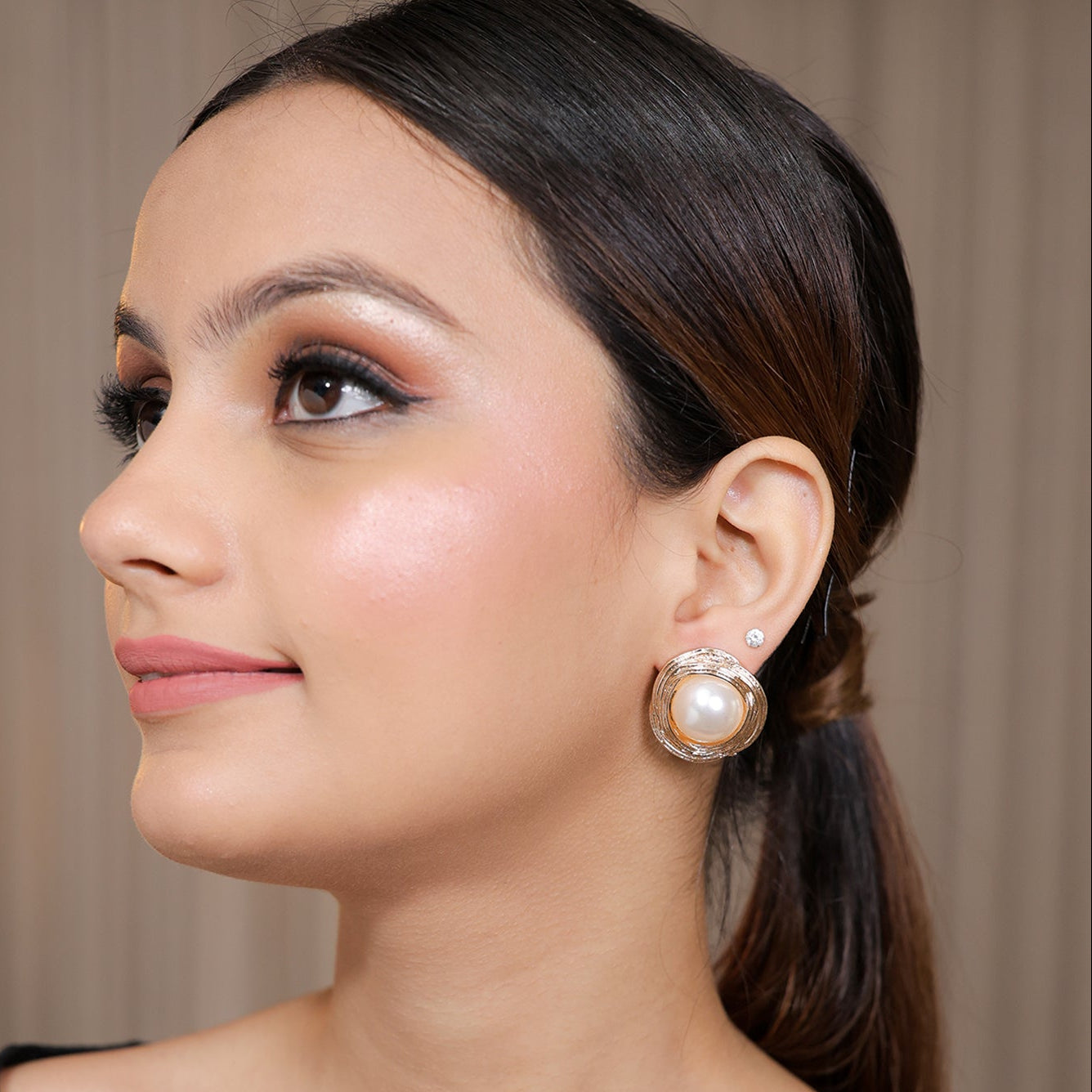 Rakshita Pearl Earrings