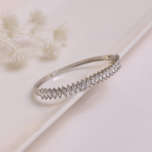 Megha zirconia style bracelet
