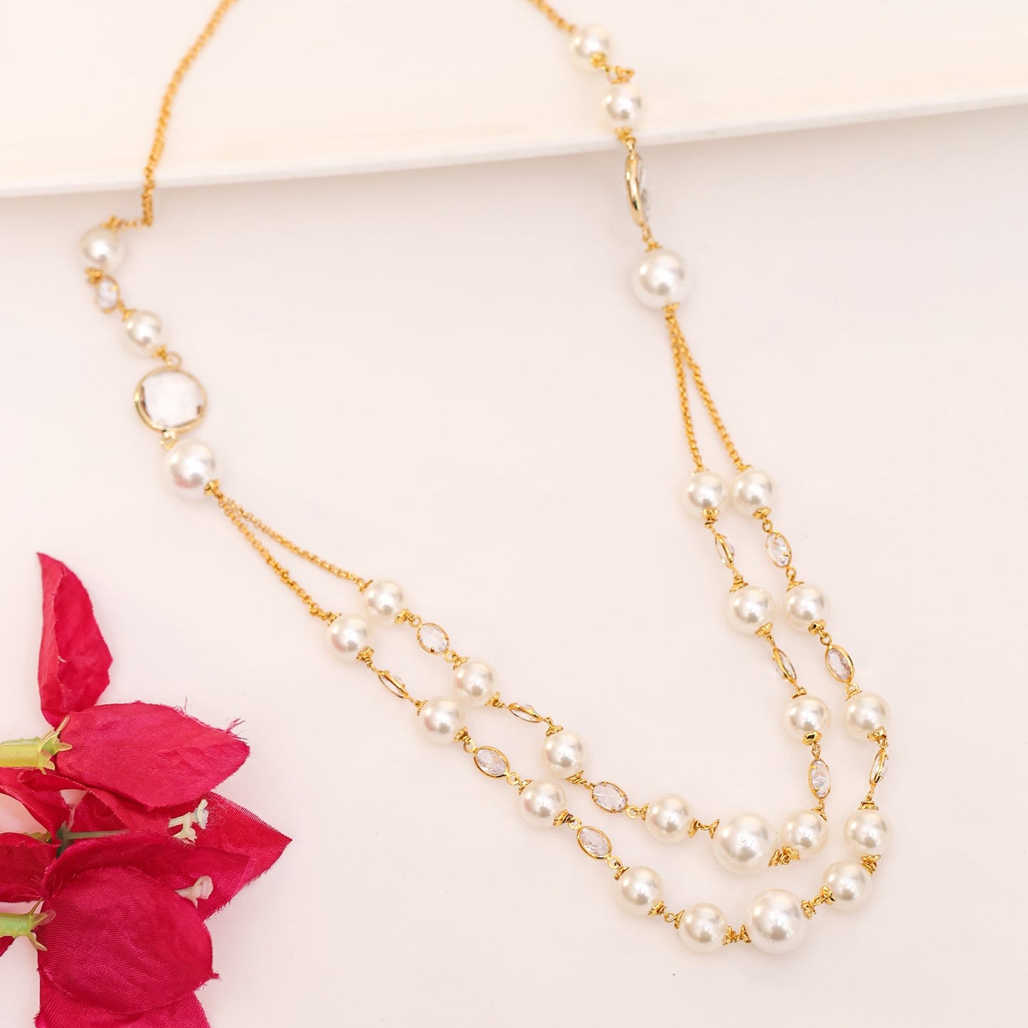 Kriti Pearl Necklace