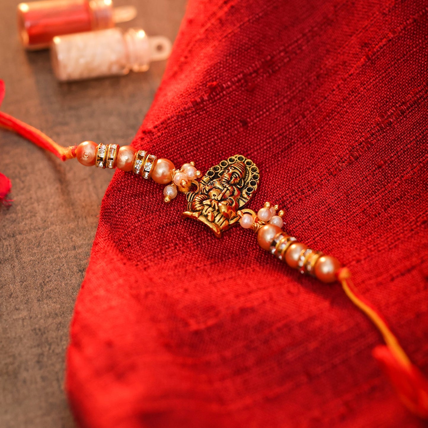 Ekdanta Pearl Beads Rakhi