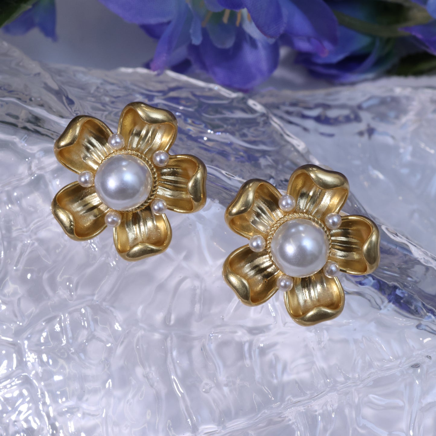 Prisha Matt Gold Flower Earrings