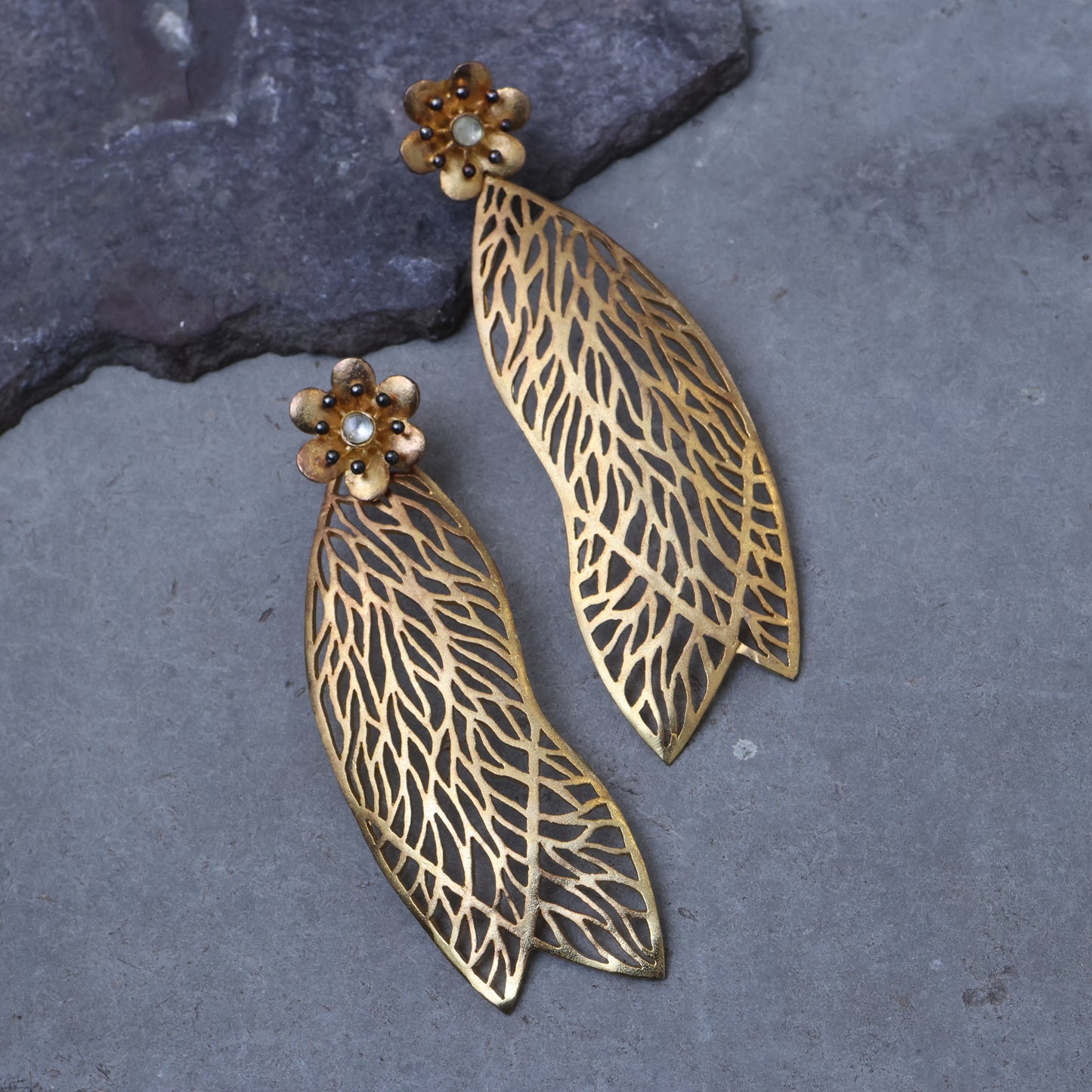 Keerti Leaf Earrings