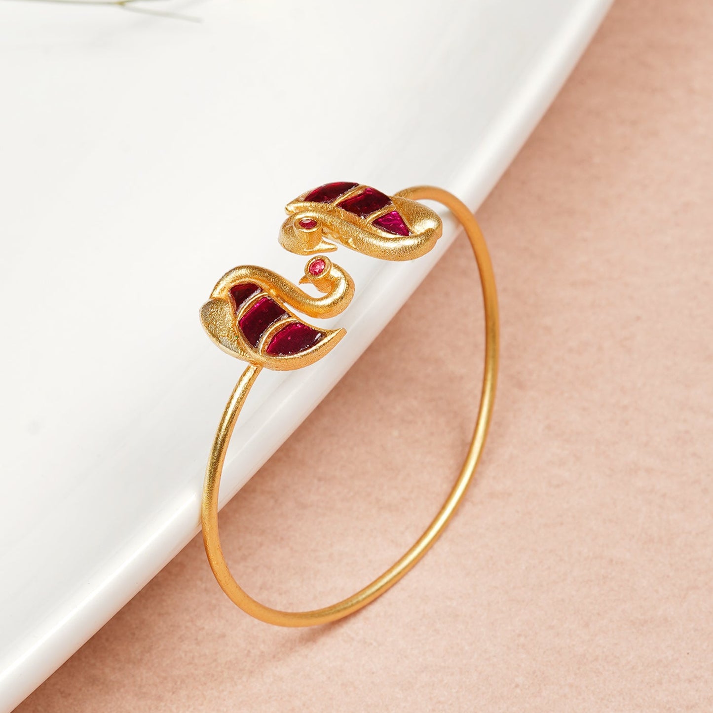 Swan Coloured Stone Bracelet