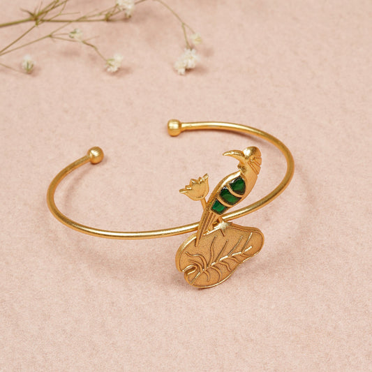 Green Toned Birdy Bracelet