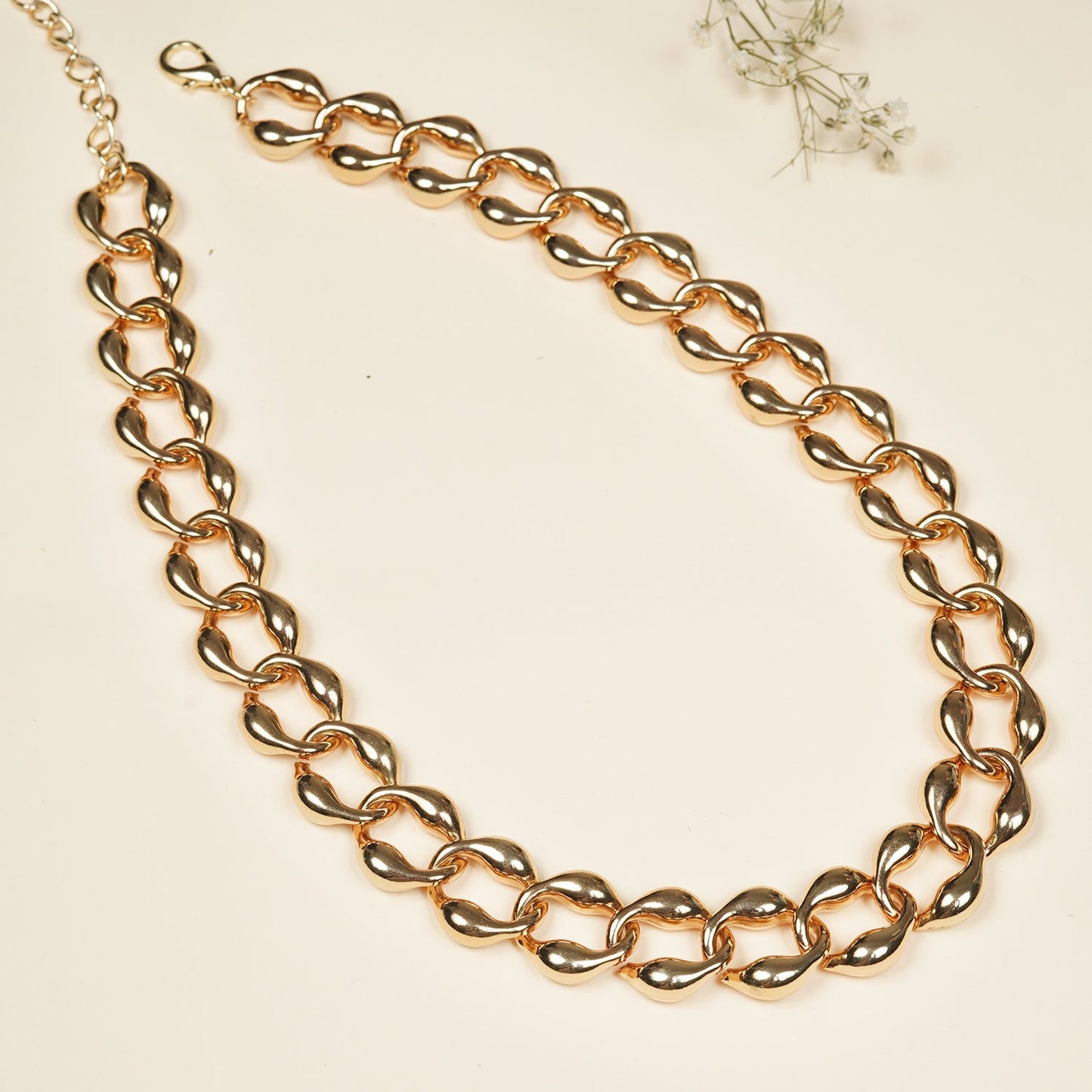 Modern Linked Chain Necklace