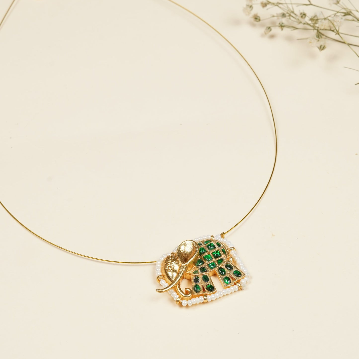 Green elephant hasli