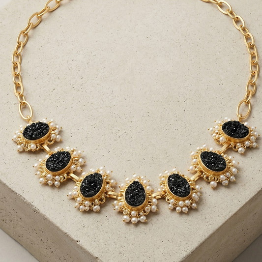 Midnight Pearl Elegance Necklace