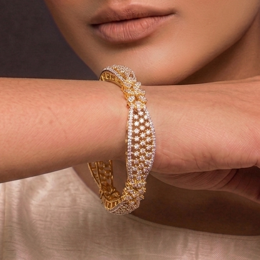 Karishma Gold Toned Bangle