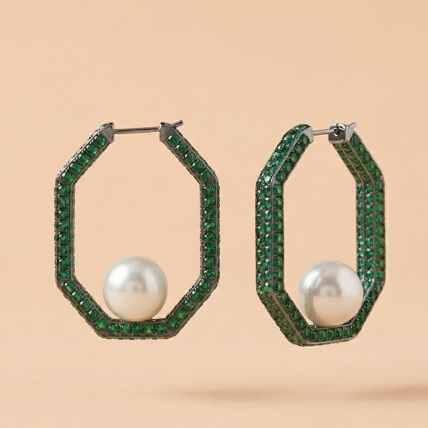 enamel with pearl earring