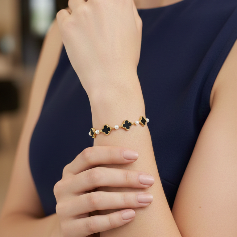 Classic Clover Pearl Chain Bracelet