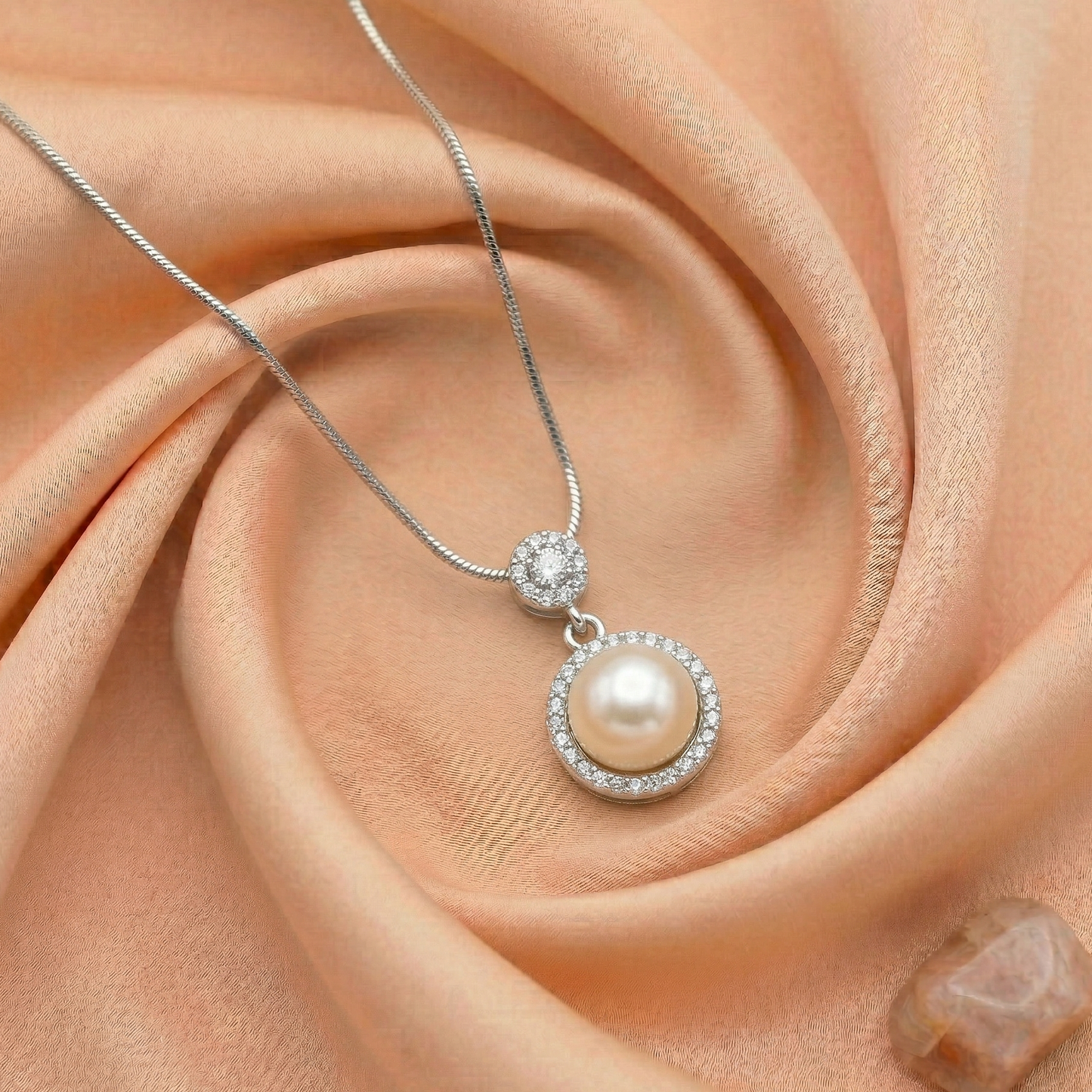 zirconia and pearl pendant set