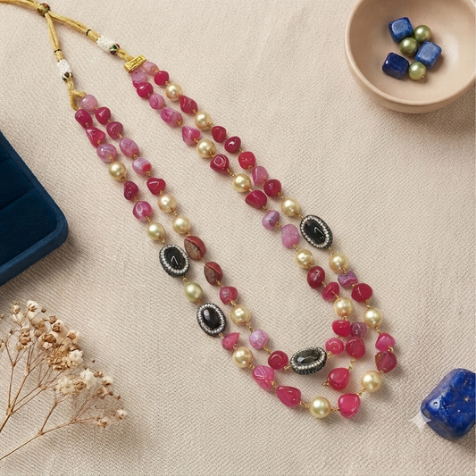 Sanvi beaded Necklace