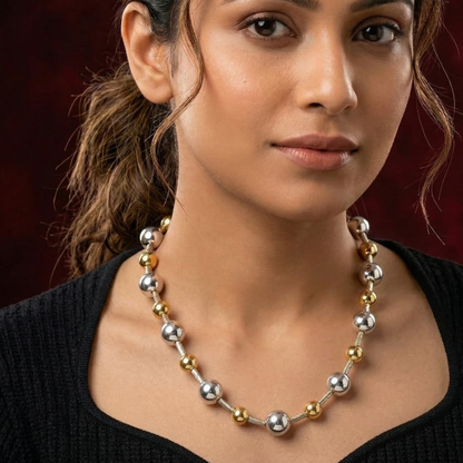Two Tone Pearl Necklace
