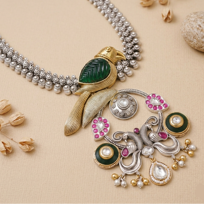 Birdy Metallic Necklace