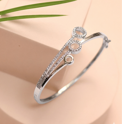 Suniva Openable Bracelet