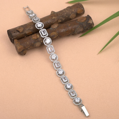 Emerald & Round Cut Diamond Tennis Bracelet