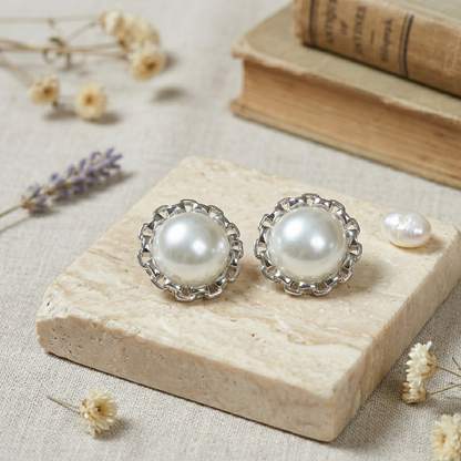 Bella Pearl Stud Earrings