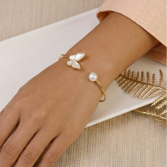 Mother of Pearl Butterfly Bracelet