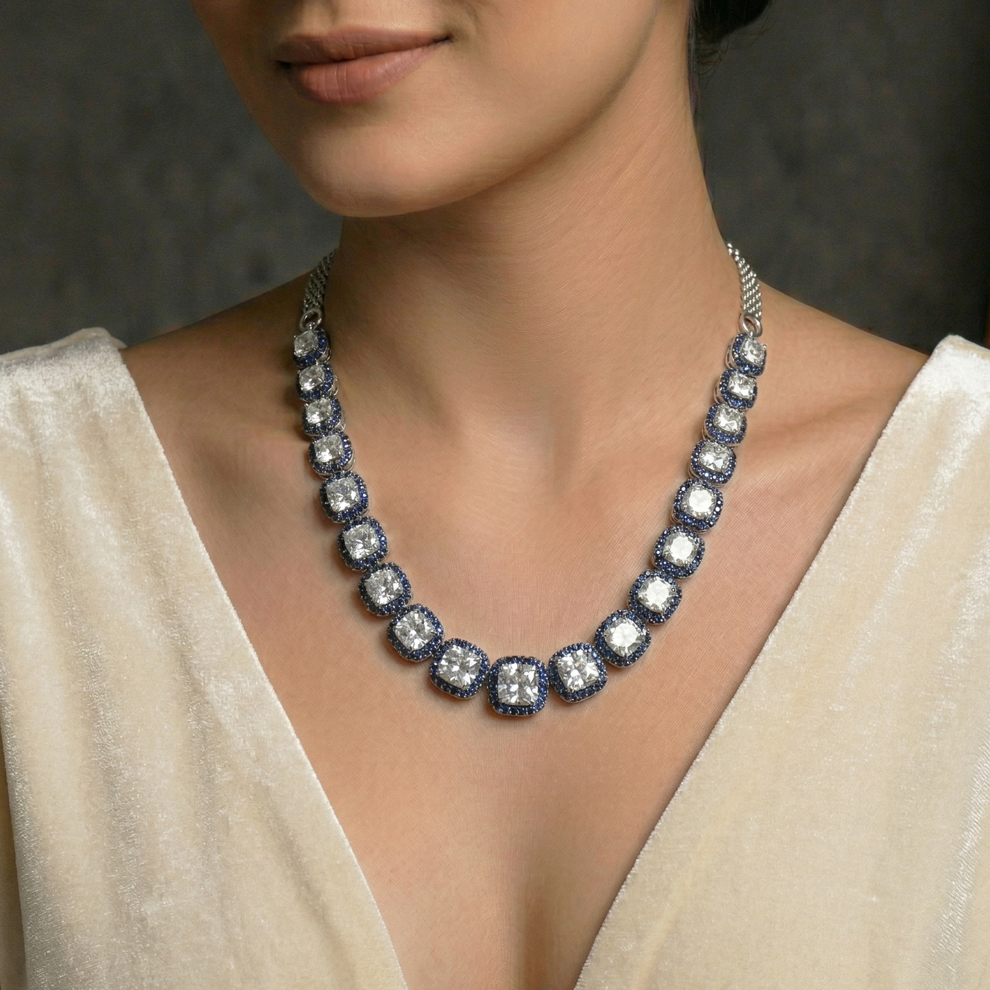 ETERNITY BLUE TONED POINTER NECKLACE