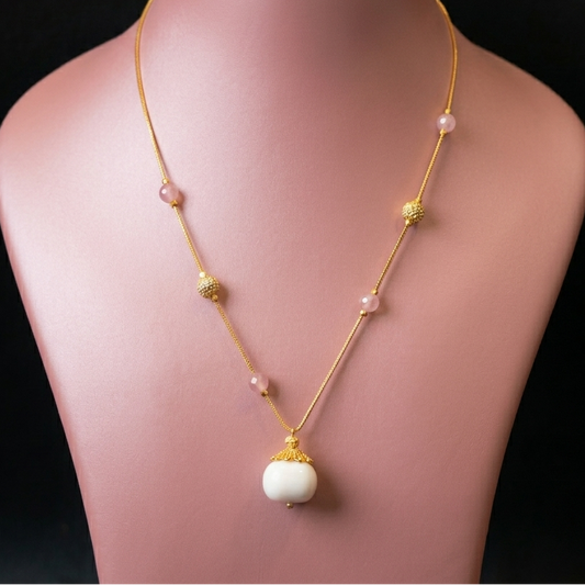 Oval Pearls Drop Necklace