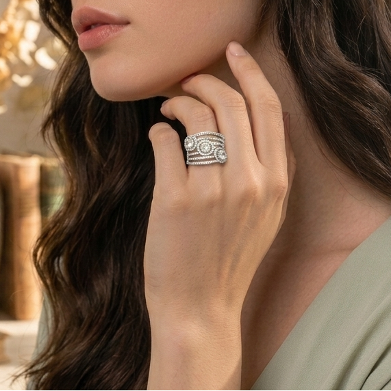 tripale pointer ring