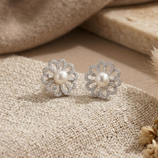 Flora Pearl Earrings