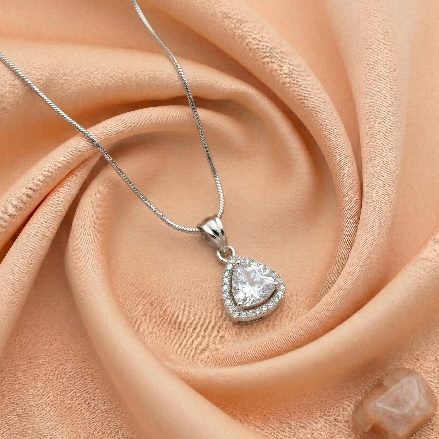 triangle zirconia pendant set