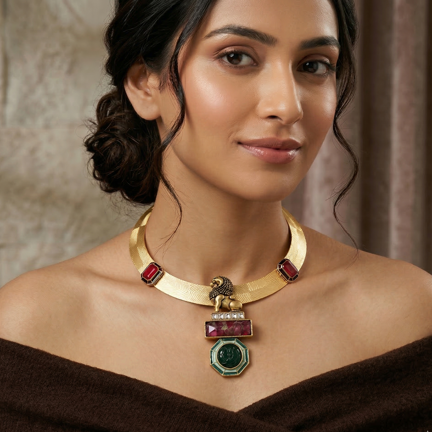 Givika Modern Enamel Necklace Set