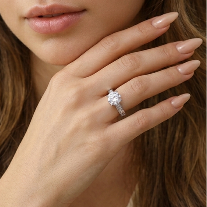 Liza Pointer Ring