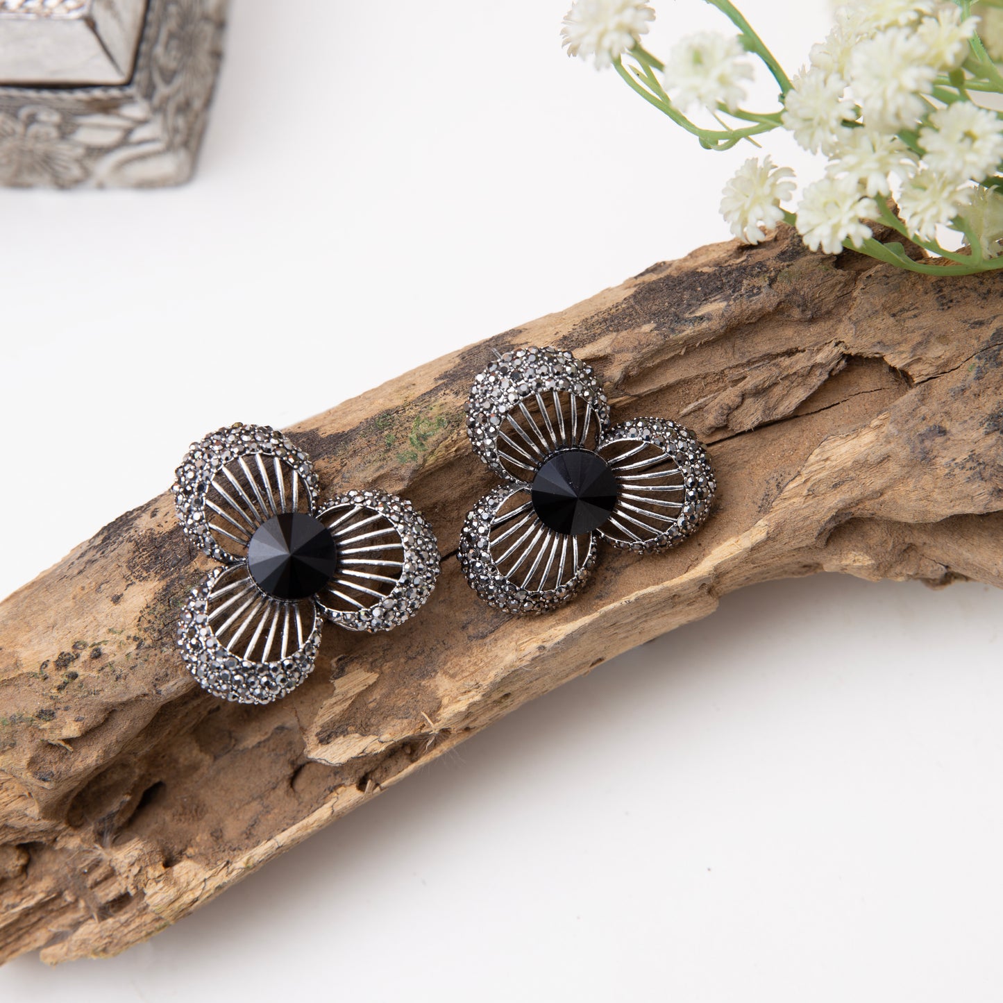 Samara Antique Flower Stud Earrings