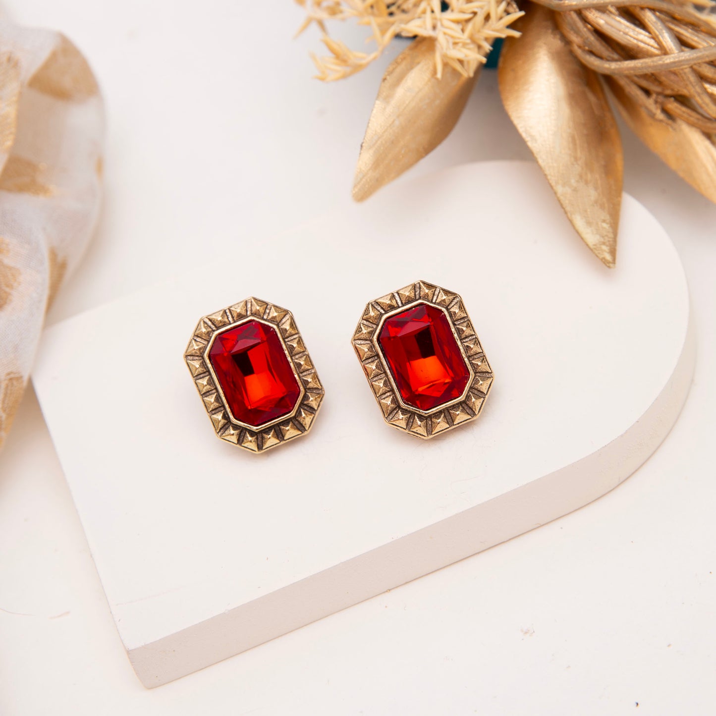 Adiva Antique Stone Studed Earrings