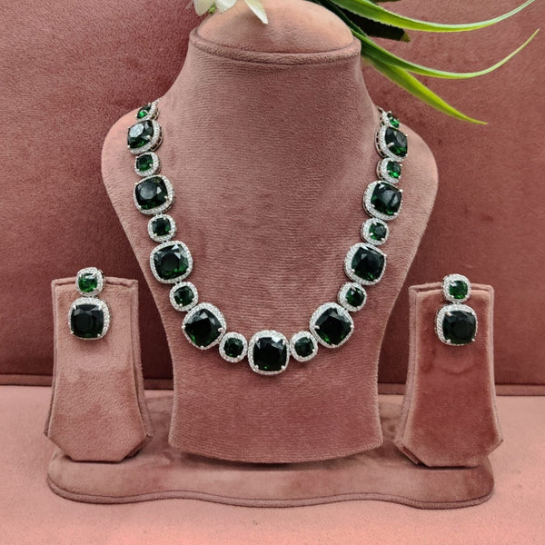 Zoey Emerald Coloured Necklace Set