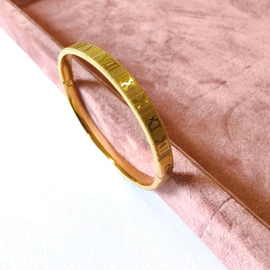 Roman Number Single Braclets