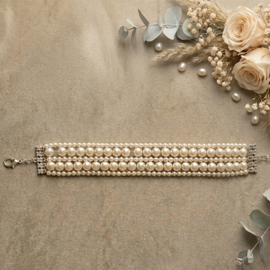 Pearl choker necklace