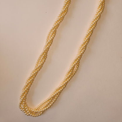 Twisted Pearls Necklace
